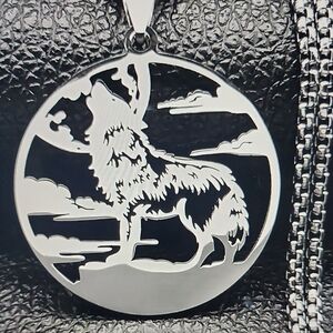 🐺 Stainless Steel Wolf Round Necklace 🐺